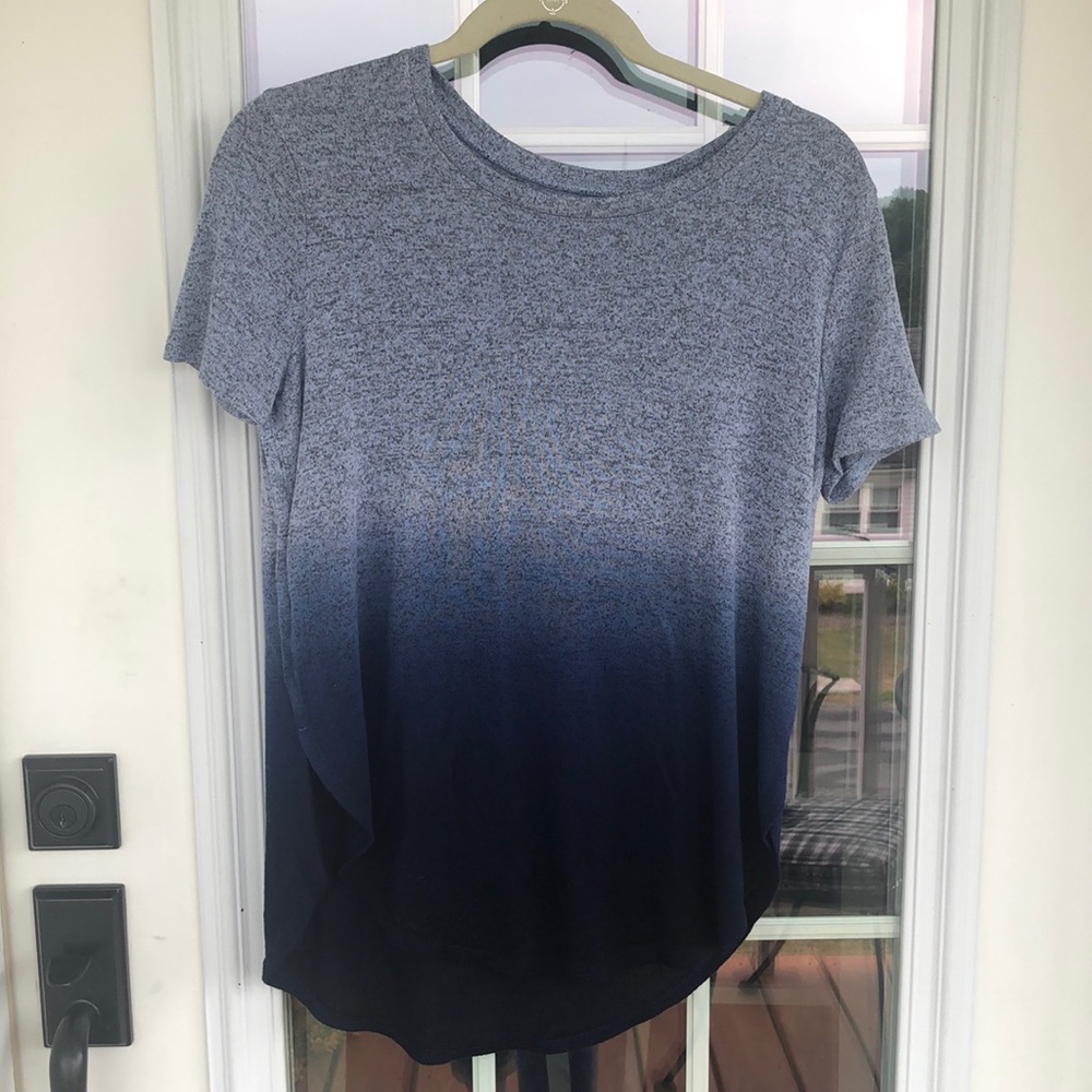 Mudd Blue Gray Ombré T-Shirt Small